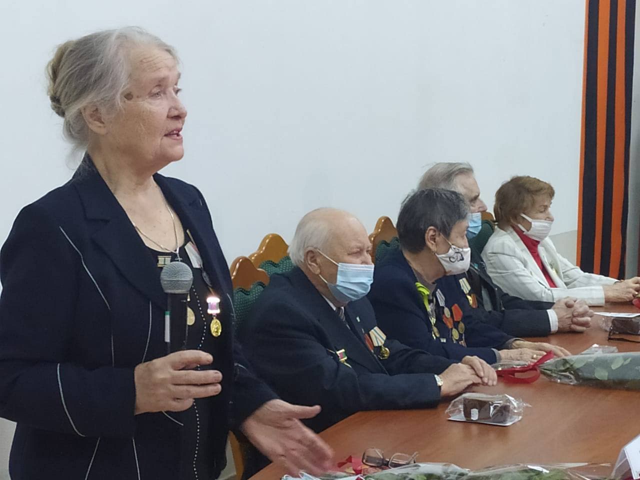 В Краснодаре ветеранов-блокадников поздравили с 77-летней годовщиной  полного снятия блокады Ленинграда - Краснодарские известия