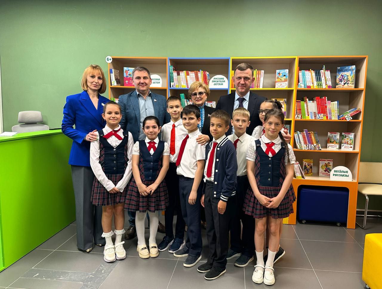 В Краснодаре состоялось открытие библиотеки в Молодежном микрорайоне