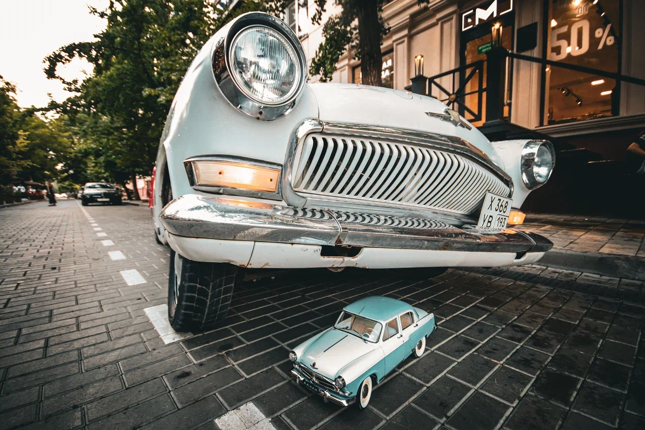 В Краснодаре прошел фестиваль ретро- и тюнингованных автомобилей